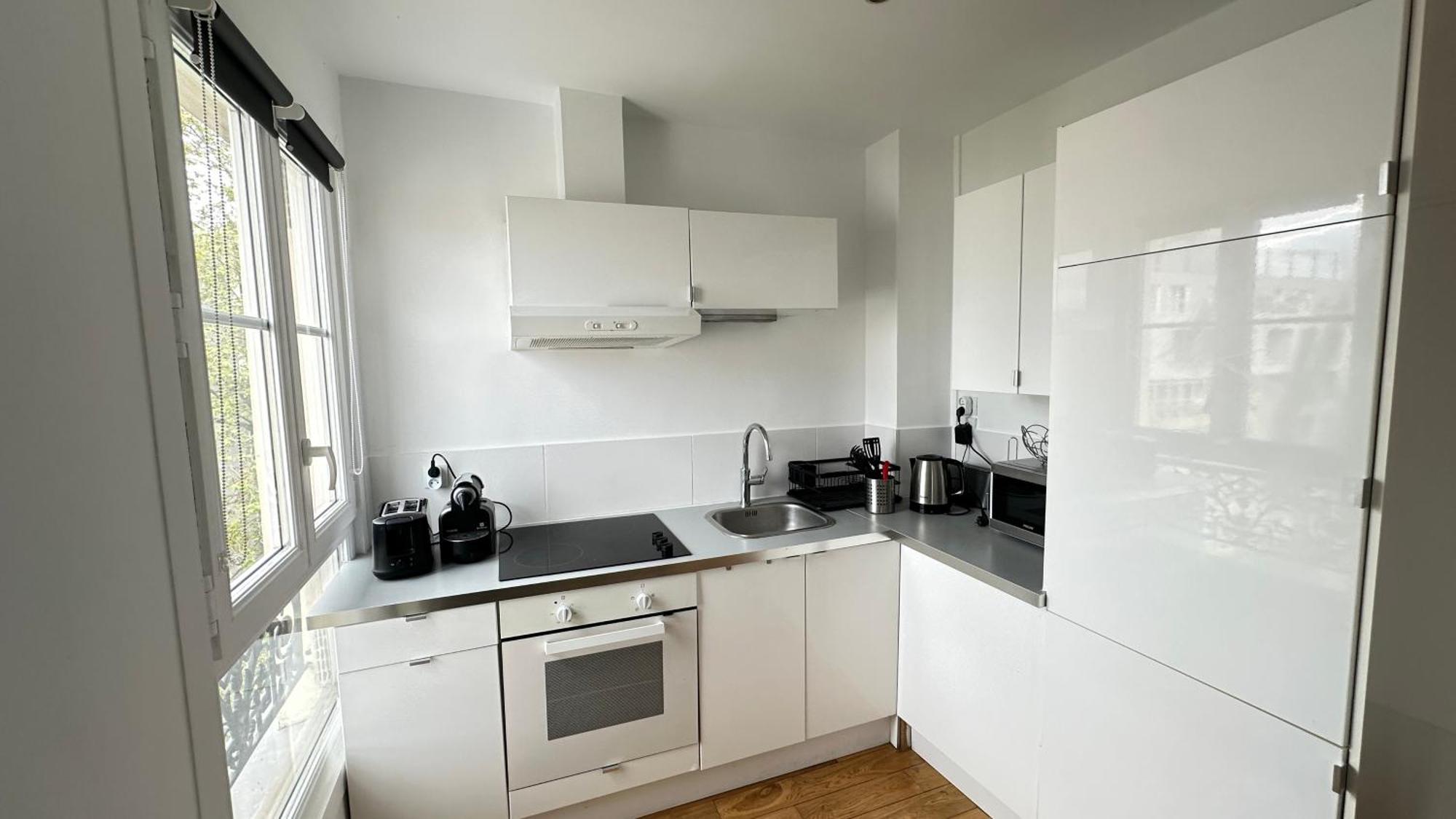 Charmant Studio Au Coeur Du 18E Apartment Paris Exterior photo